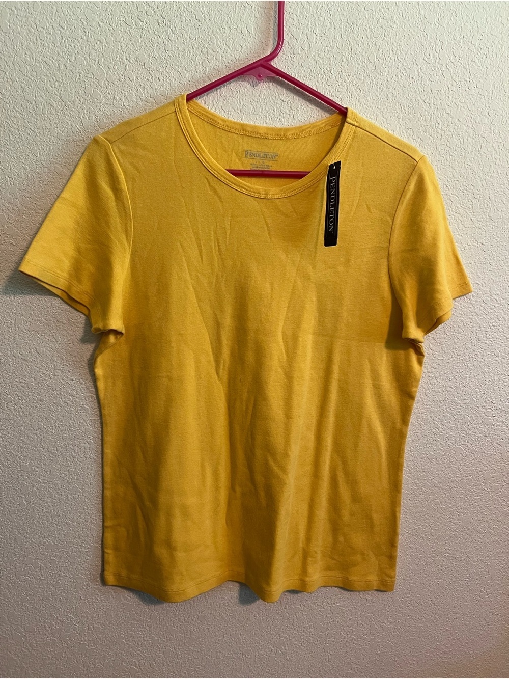 NWT Pendleton Short-Sleeve Crewneck Tee in Bright Yellow